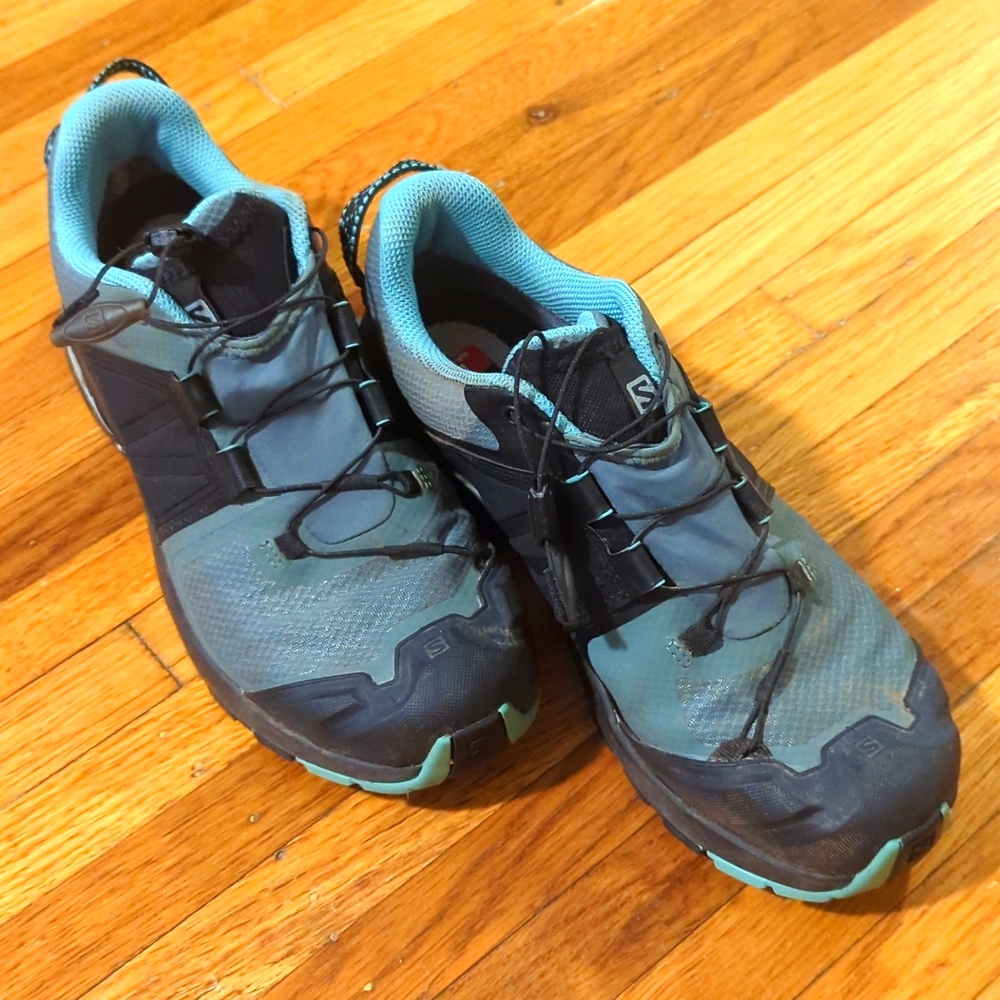 Salomon Gore-Tex Womens Trail Running Shoe